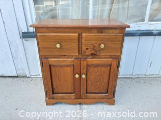 MaxSold Auction: Pine Wash Stand lot 416 - Elgin (Ontario, Canada) SELLER MANAGED Estate Sale Online Auction - Main Street