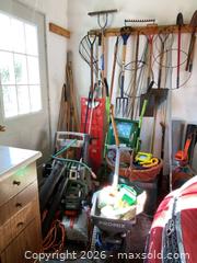 MaxSold Auction: Assorted Garden Tools Lot – Rakes, Shovels, Hand Tools, Spreader - Ottawa (Ontario, Canada) PARTNER MANAGED Downsizing Online Auction - Closse Way