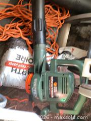 MaxSold Auction: Assorted Garden Tools Lot – Rakes, Shovels, Hand Tools, Spreader - Ottawa (Ontario, Canada) PARTNER MANAGED Downsizing Online Auction - Closse Way