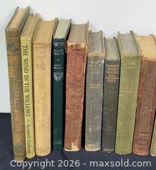 MaxSold Auction: Lot of Vintage Hardcover Classic & Children’s Books - Ottawa (Ontario, Canada) PARTNER MANAGED Downsizing Online Auction - Closse Way