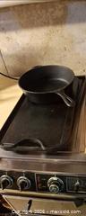 MaxSold Auction: Cast Iron B - Bethlehem Township (Pennsylvania, USA) PARTNER MANAGED Downsizing Online Auction - Margate Road