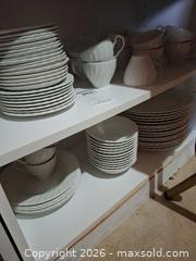MaxSold Auction: Johnson Bros China B - Bethlehem Township (Pennsylvania, USA) PARTNER MANAGED Downsizing Online Auction - Margate Road