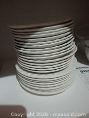 MaxSold Auction: Johnson Bros China B - Bethlehem Township (Pennsylvania, USA) PARTNER MANAGED Downsizing Online Auction - Margate Road