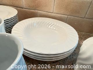 MaxSold Auction: Johnson Bros Dishes B - Bethlehem Township (Pennsylvania, USA) PARTNER MANAGED Downsizing Online Auction - Margate Road