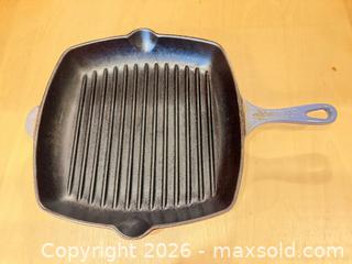 MaxSold Auction: LeCreuset Cast Iron A - Bethlehem Township (Pennsylvania, USA) PARTNER MANAGED Downsizing Online Auction - Margate Road