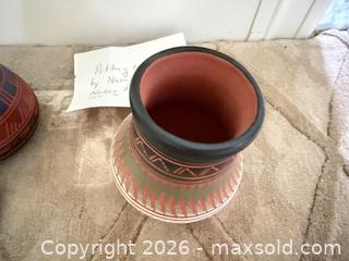 MaxSold Auction: Navajo Pottery B - Bethlehem Township (Pennsylvania, USA) PARTNER MANAGED Downsizing Online Auction - Margate Road