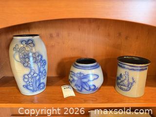 MaxSold Auction: New Geneva Stoneware A - Bethlehem Township (Pennsylvania, USA) PARTNER MANAGED Downsizing Online Auction - Margate Road