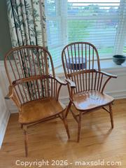 MaxSold Auction: Oak Windsor Chairs A - Bethlehem Township (Pennsylvania, USA) PARTNER MANAGED Downsizing Online Auction - Margate Road