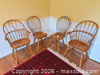 MaxSold Auction: Oak Windsor Chairs A - Bethlehem Township (Pennsylvania, USA) PARTNER MANAGED Downsizing Online Auction - Margate Road
