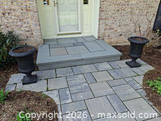 MaxSold Auction: Planters A - Bethlehem Township (Pennsylvania, USA) PARTNER MANAGED Downsizing Online Auction - Margate Road