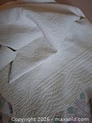 MaxSold Auction: Quilts A - Bethlehem Township (Pennsylvania, USA) PARTNER MANAGED Downsizing Online Auction - Margate Road