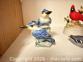 MaxSold Auction: Stangl and More Birds B - Bethlehem Township (Pennsylvania, USA) PARTNER MANAGED Downsizing Online Auction - Margate Road
