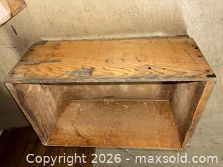 MaxSold Auction: Wood Advertising Boxes B - Bethlehem Township (Pennsylvania, USA) PARTNER MANAGED Downsizing Online Auction - Margate Road