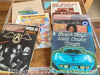MaxSold Auction: Records 2 - Medfield (Massachusetts, USA) SELLER MANAGED Downsizing Online Auction - Hearthstone Drive