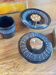 MaxSold Auction: Smokers lot - Medfield (Massachusetts, USA) SELLER MANAGED Downsizing Online Auction - Hearthstone Drive