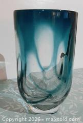 MaxSold Auction: Studio handblown turquoise/clear large heavy glass vase - View Royal (British Columbia, Canada) SELLER MANAGED Downsizing Online Auction - Pheasant Lane