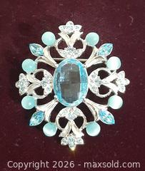 MaxSold Auction: Vintage silver tone blue crystal Butler brooch.  Signed - View Royal (British Columbia, Canada) SELLER MANAGED Downsizing Online Auction - Pheasant Lane