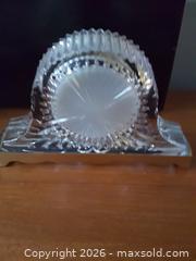 MaxSold Auction: Collezio Quartz Crystal?Style Desk Clock - Milton (Ontario, Canada) SELLER MANAGED Downsizing Online Auction - Asleton Boulevard