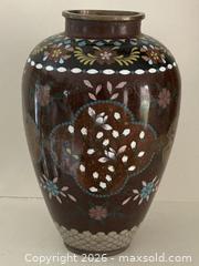 MaxSold Auction: ANTIQUE JAPANESE CLOISONNÉ ENAMEL VASE, Meiji Period. - Mississauga (Ontario, Canada) SELLER MANAGED Estate Sale Online Auction - Greenbower Court