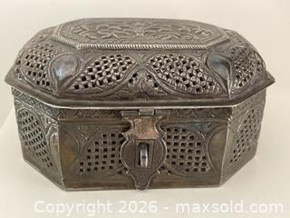MaxSold Auction: Antique/Vintage Handmade Sterling Silver Etrog Cutout Box. - Mississauga (Ontario, Canada) SELLER MANAGED Estate Sale Online Auction - Greenbower Court