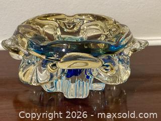 MaxSold Auction: Vintage Murano Glass Centerpiece by Luigi Onesto, 1970s. - Mississauga (Ontario, Canada) SELLER MANAGED Estate Sale Online Auction - Greenbower Court