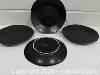 MaxSold Auction: CRATE & BARREL Black Stoneware 5-pc serving set (Matte Finish) - New Westminster (British Columbia, Canada) SELLER MANAGED Reseller Online Auction - Columbia Street