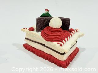 MaxSold Auction: Set of 2 Small Christmas Miniature Cake Decorations - New Westminster (British Columbia, Canada) SELLER MANAGED Reseller Online Auction - Columbia Street