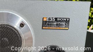 MaxSold Auction: Sony SP-E35 Bookshelf Passive Speakers - New Westminster (British Columbia, Canada) SELLER MANAGED Reseller Online Auction - Columbia Street