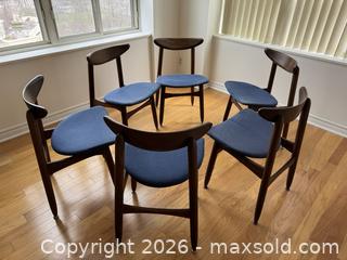 MaxSold Auction: Mid Century Modern Vintage Dining Chairs - Toronto (Ontario, Canada) SELLER MANAGED Downsizing Online Auction - Roanoke Road (CONDO)