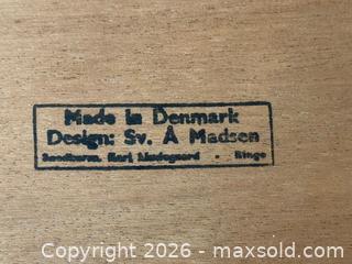 MaxSold Auction: Vintage Danish Modern Coffee Table - Toronto (Ontario, Canada) SELLER MANAGED Downsizing Online Auction - Roanoke Road (CONDO)