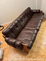 MaxSold Auction: Vintage Mid Century Modern Leather Couch - Toronto (Ontario, Canada) SELLER MANAGED Downsizing Online Auction - Roanoke Road (CONDO)