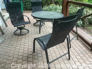 MaxSold Auction: Outdoor dining table and 4 chairs - Surrey (British Columbia, Canada) SELLER MANAGED Downsizing Online Auction - 57 Avenue