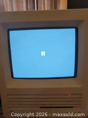 MaxSold Auction: Vintage Apple MacIntosh SE Computer Mouse & Keyboard - East Zorra-Tavistock (Woodstock)(Ontario, Canada) SELLER MANAGED Downsizing Online Auction - Highway 59