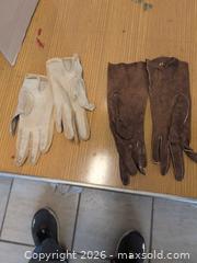 MaxSold Auction: 2 pairs of ladies gloves  - Springwater (Ontario, Canada) SELLER MANAGED Downsizing Online Auction - Queen Street West