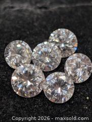 MaxSold Auction: CZ(2.32ct) - Toronto (Ontario, Canada) PARTNER MANAGED Downsizing Online Auction - Yonge Street