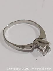 MaxSold Auction: Silver Ring,size 5 - Toronto (Ontario, Canada) PARTNER MANAGED Downsizing Online Auction - Yonge Street