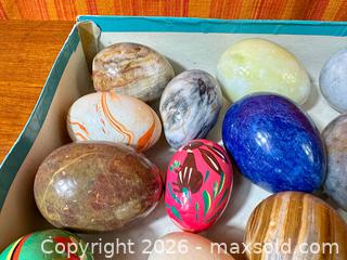 MaxSold Auction: Collection of Decorator Eggs - Marble, Mineral, Painted Wood Etc. - Hamilton (Ontario, Canada) SELLER MANAGED Estate Sale Online Auction - Gertrude Street