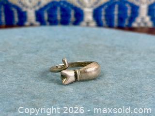 MaxSold Auction: Figural CAT Ring - Sterling Silver - Hamilton (Ontario, Canada) SELLER MANAGED Estate Sale Online Auction - Gertrude Street