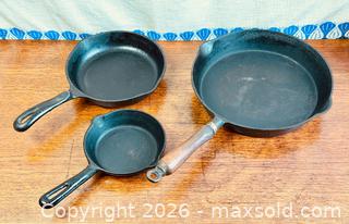 MaxSold Auction: Old GSW, Wagner - Cast Iron Skillets - Hamilton (Ontario, Canada) SELLER MANAGED Estate Sale Online Auction - Gertrude Street