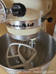 MaxSold Auction: KitchenAid Stand Mixer 4.5-Quart Ivory / Off-White - Atlanta (Georgia, USA) PARTNER MANAGED Estate Sale Online Auction - Oakdale Road Ne