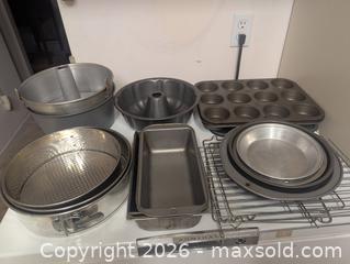 MaxSold Auction: Baking items - Esquimalt (British Columbia, Canada) SELLER MANAGED Estate Sale Online Auction - Constance Avenue