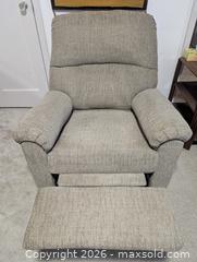 MaxSold Auction: Reclining power chair - Esquimalt (British Columbia, Canada) SELLER MANAGED Estate Sale Online Auction - Constance Avenue