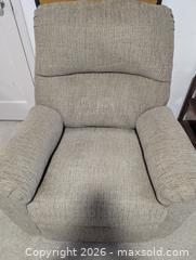 MaxSold Auction: Reclining power chair - Esquimalt (British Columbia, Canada) SELLER MANAGED Estate Sale Online Auction - Constance Avenue