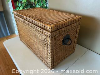 MaxSold Auction: Vintage Pier 1 Imports Wicker Storage Chest / Trunk - London (Ontario, Canada) PARTNER MANAGED Downsizing Online Auction - Trillium Crescent