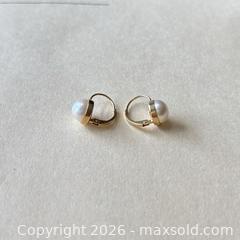 MaxSold Auction: 14K Yellow Gold Pearl Drop Leverback Earrings - Kingston (Ontario, Canada) SELLER MANAGED Moving Online Auction - Wise Street