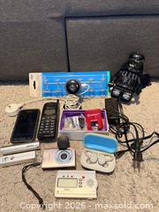 MaxSold Auction: Mixed Electronics & Toys Lot with Samsung, Canon, LEGO (10+ items) - Cambridge (Ontario, Canada) SELLER MANAGED Downsizing Online Auction - Newport Drive