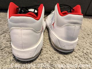 MaxSold Auction: Nike Air Jordan Basketball Shoes Size 10.5 White/Red/Black - Cambridge (Ontario, Canada) SELLER MANAGED Downsizing Online Auction - Newport Drive
