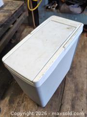 MaxSold Auction: Koolatron P20 Compact Portable Thermoelectric Cooler (White) - Newboro (Ontario, Canada) SELLER MANAGED Downsizing Online Auction - New Street