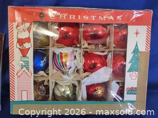 MaxSold Auction: Beautiful antique glass holiday ornaments - Lakewood (Colorado, USA) PARTNER MANAGED Moving Online Auction -  West Virginia Avenue