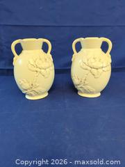 MaxSold Auction: Collectible Red Wing Vases - Lakewood (Colorado, USA) PARTNER MANAGED Moving Online Auction -  West Virginia Avenue